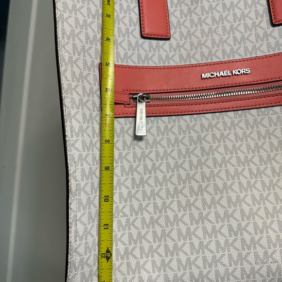 Michael Kors Kenly Tote - Picture 7 of 7